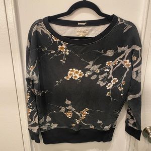 Vintage Style Crew Neck Sweatshirt